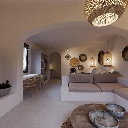 Lejardin Suites Santorini Pýrgos Exterior foto