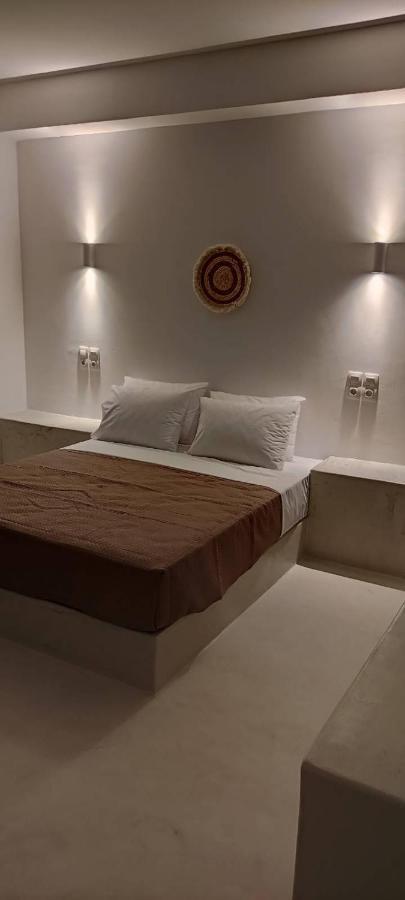 Lejardin Suites Santorini Pýrgos Exterior foto