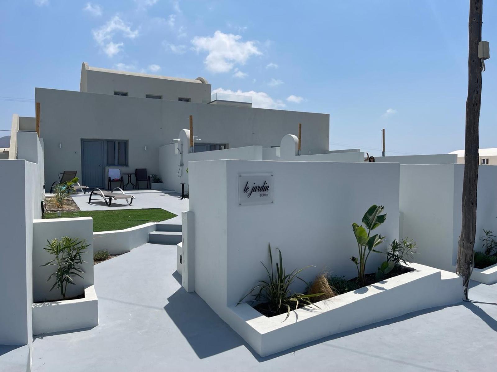 Lejardin Suites Santorini Pýrgos Exterior foto
