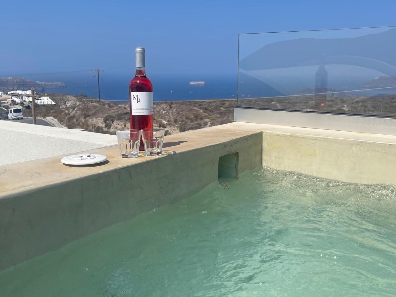 Lejardin Suites Santorini Pýrgos Exterior foto